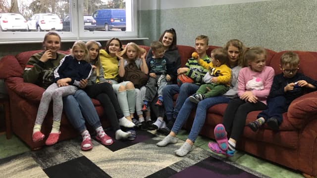 Jakie są dzieci z domu dziecka? Ich emocje i marzenia o rodzinie Jakie są dzieci z domu dziecka? Ich emocje i marzenia o rodzinie