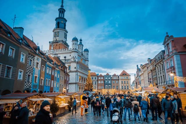 Co zobaczyć w Poznaniu z dzieckiem? Najlepsze atrakcje dla rodzin Co zobaczyć w Poznaniu z dzieckiem? Najlepsze atrakcje dla rodzin